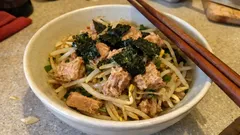 ツナ缶まるごとでコクうま、もやし炒め—片栗粉で水っぽくならない簡単副菜